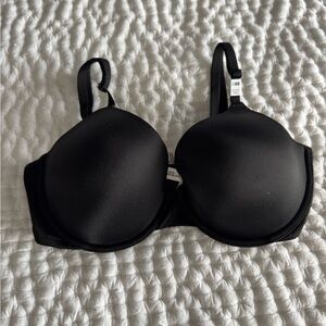 Victoria's Secret Classic Black Bra NWT